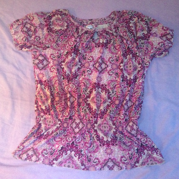 Patterned Blouses 👚💗 - Picture 5 of 7